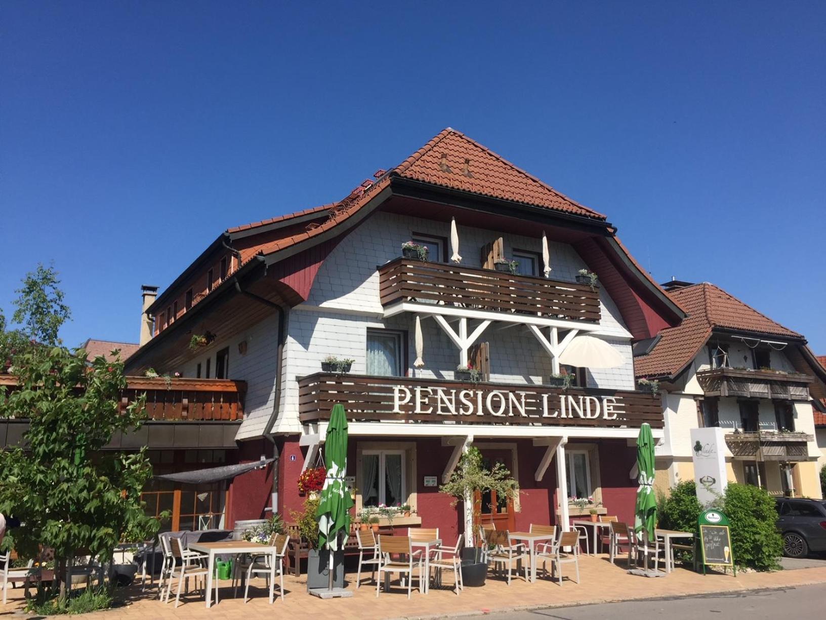 Pension Linde Höchenschwand Eksteriør billede